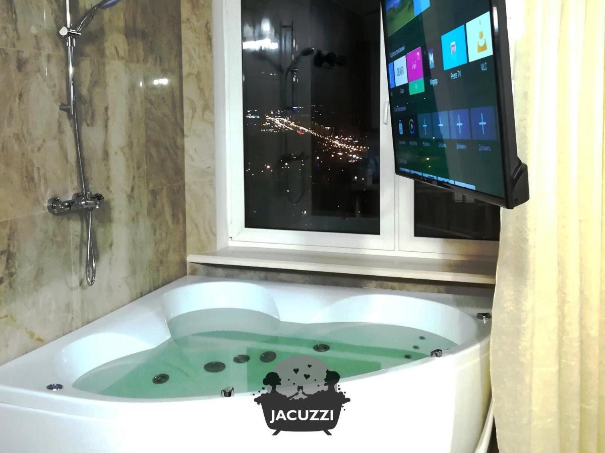 Jacuzzi New Loft Apartcomplex Kaskad, Минск - Центр Города Minsk Exterior photo